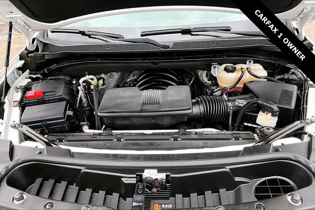 Used 2024 Chevrolet Suburban Z71 w/ Luxury Package AWD/4WD image 30