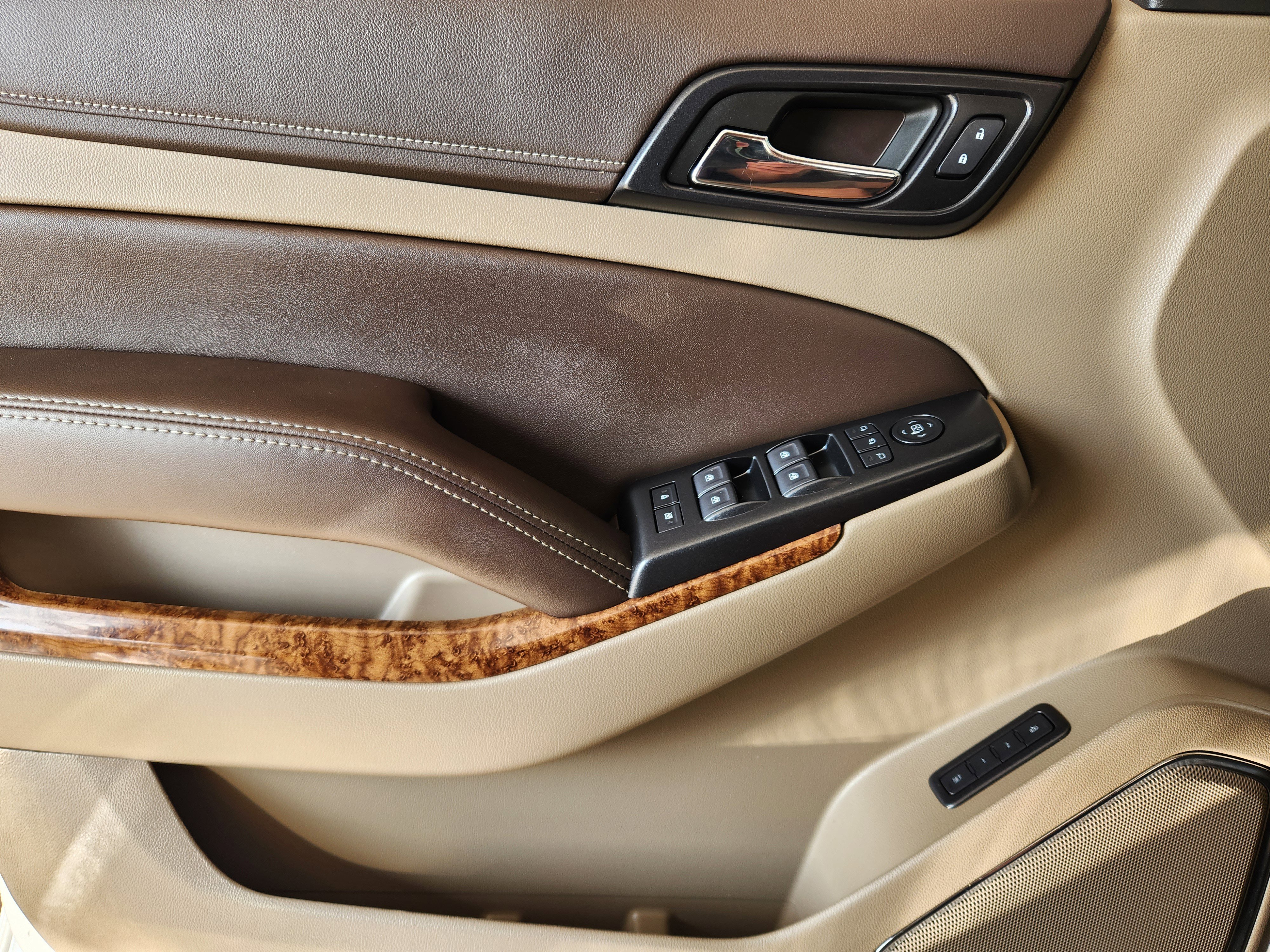 Certified 2019 Chevrolet Tahoe Premier w/ Max Trailering Package image 24