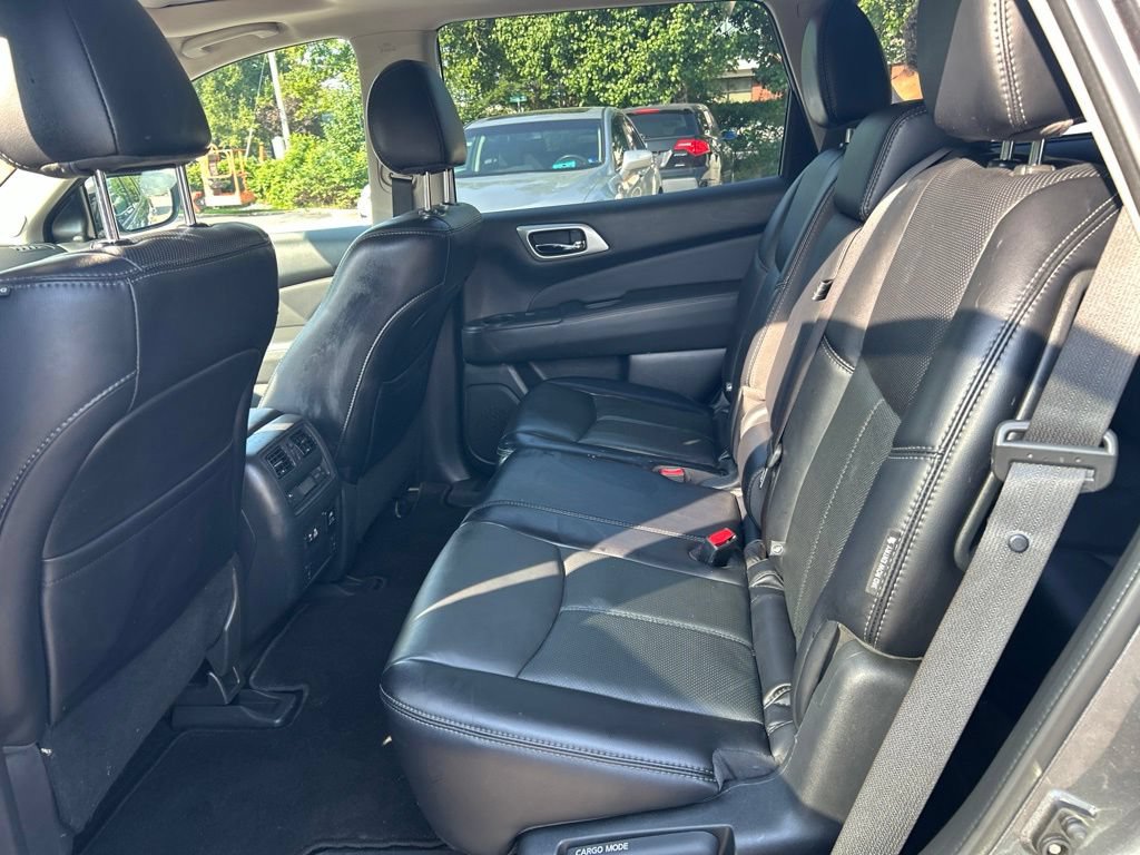Used 2020 Nissan Pathfinder Platinum w/ Cargo Package AWD/4WD image 20