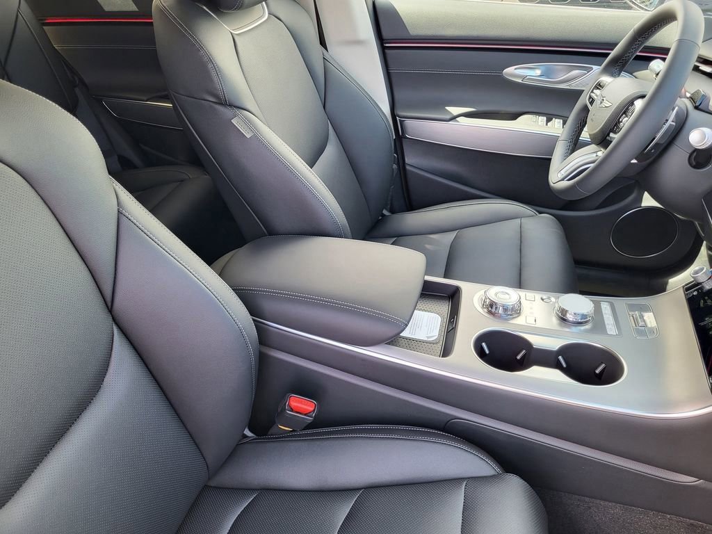 New 2026 Genesis GV70 2.5T Select AWD/4WD image 19