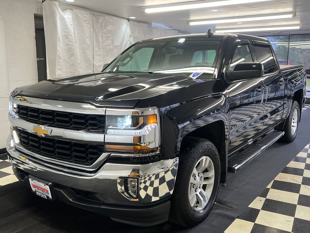 Used 2017 Chevrolet Silverado 1500 LT w/ All Star Edition AWD/4WD image 3