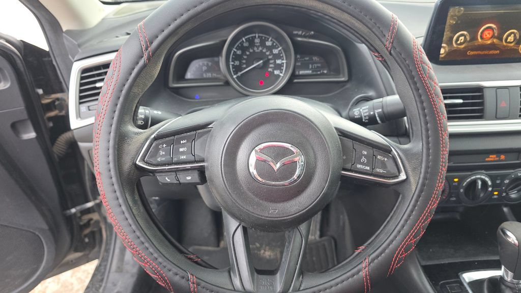 Used 2018 MAZDA MAZDA3 Sport FWD image 14
