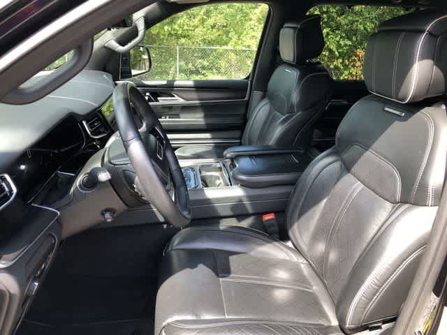 Certified 2024 Jeep Grand Wagoneer L Series II w/ Quick Order Packagew 28T AWD/4WD image 10