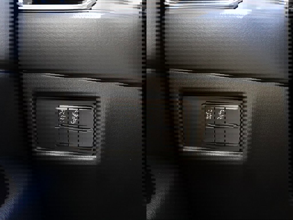 Used 2020 MAZDA CX-5 Touring image 31