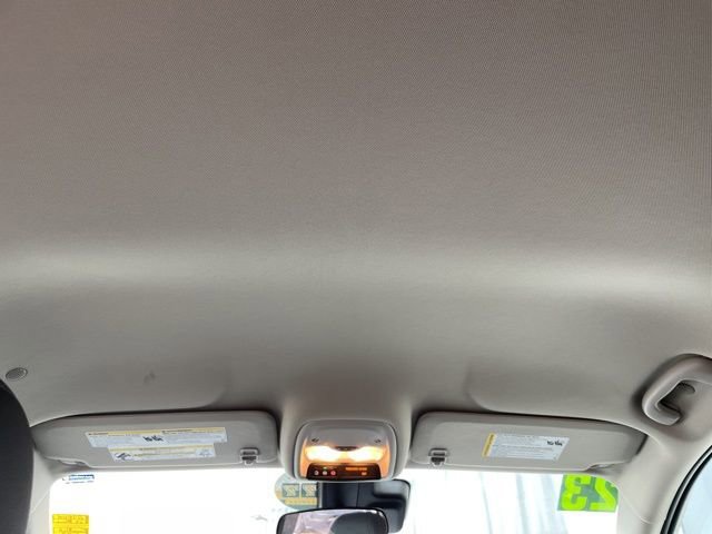 Used 2023 Buick Encore GX Select image 29