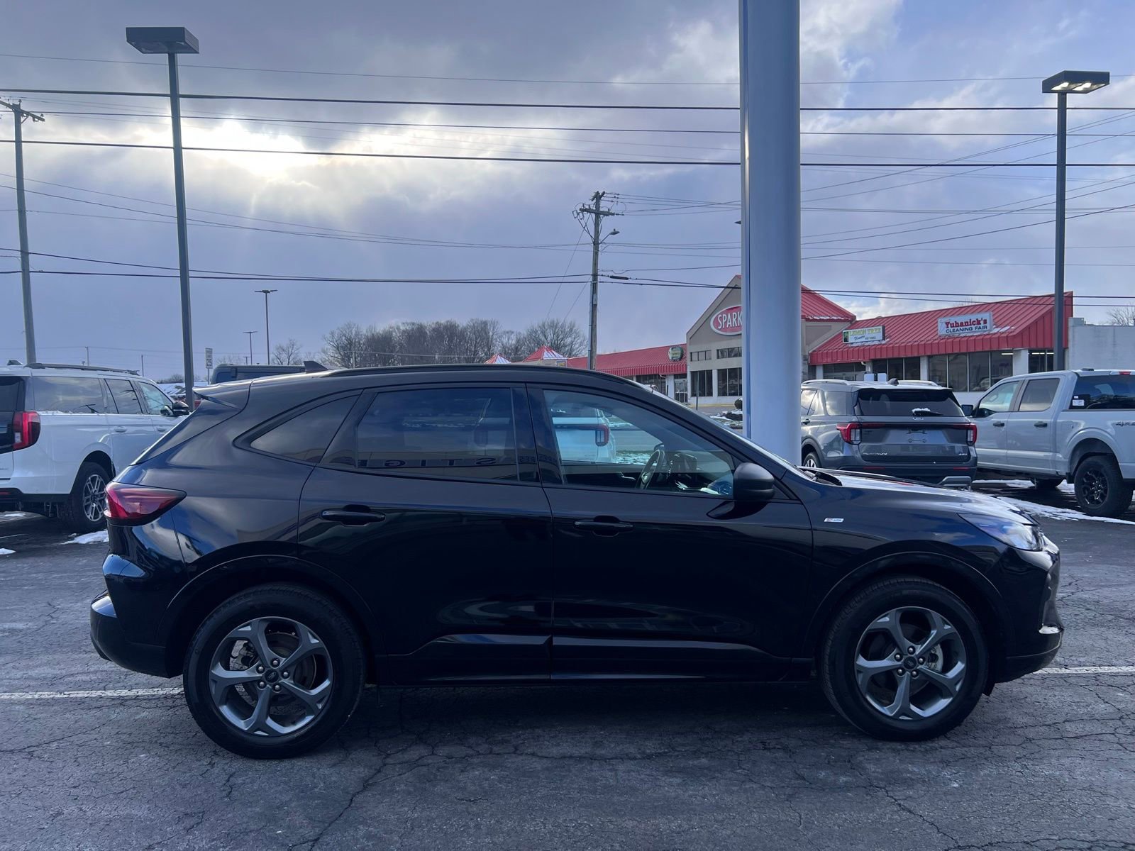 Used 2023 Ford Escape ST-Line w/ Tech Pack #1 image 8