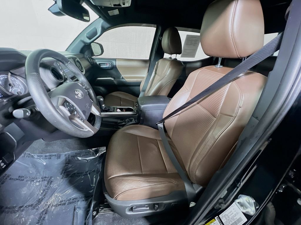 Certified 2022 Toyota Tacoma Limited image 20