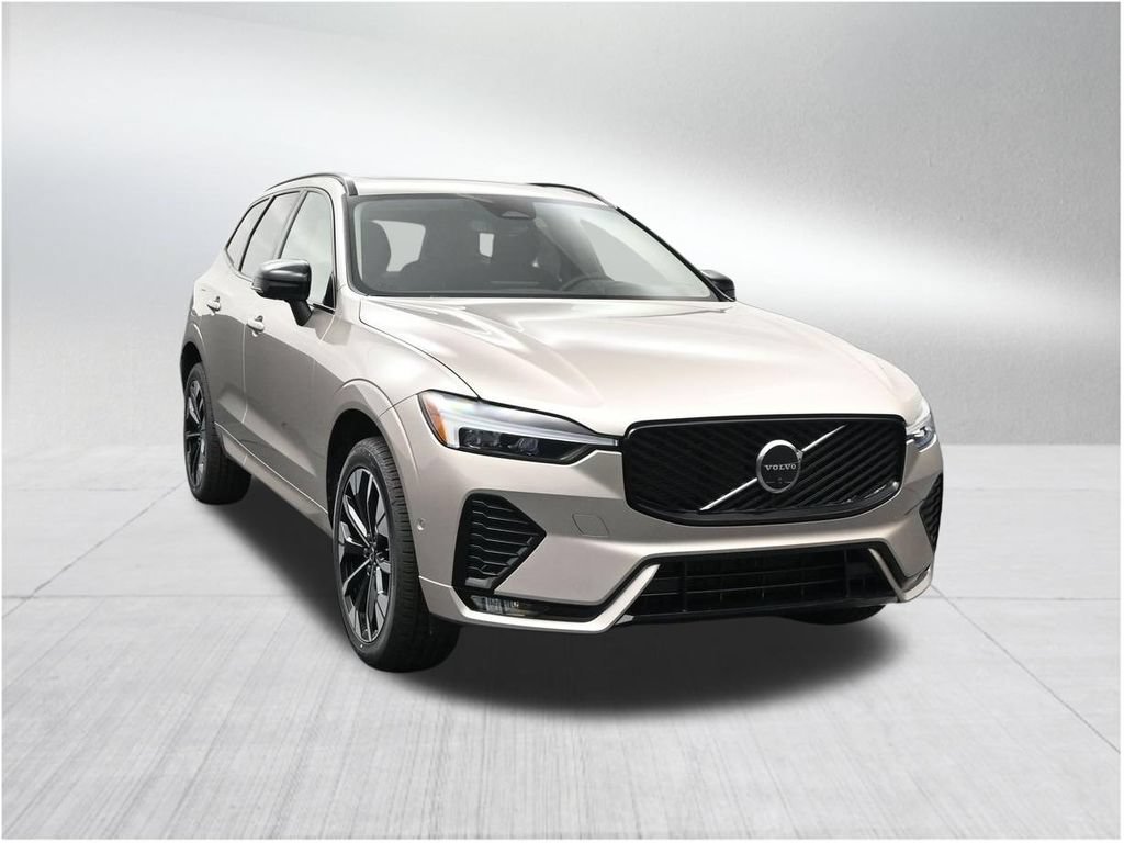 New 2026 Volvo XC60 B5 Plus AWD/4WD image 7