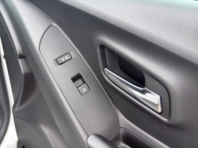 Used 2022 Chevrolet Trax LS w/ Tint and Cruise Package AWD/4WD image 16