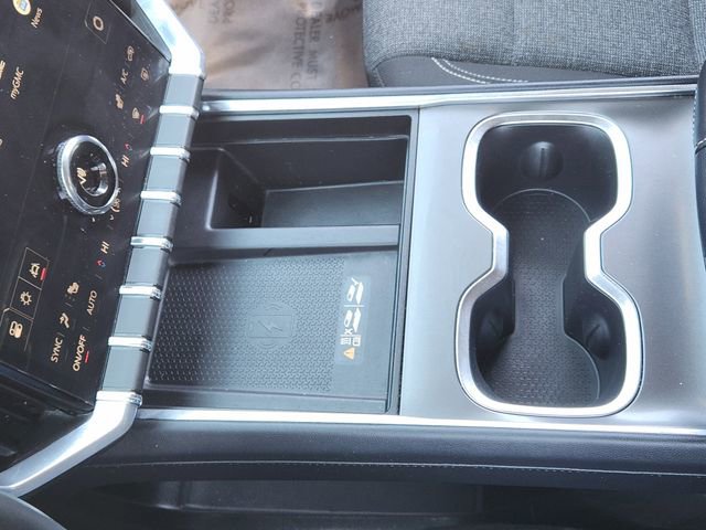 Used 2025 GMC Acadia Elevation image 20