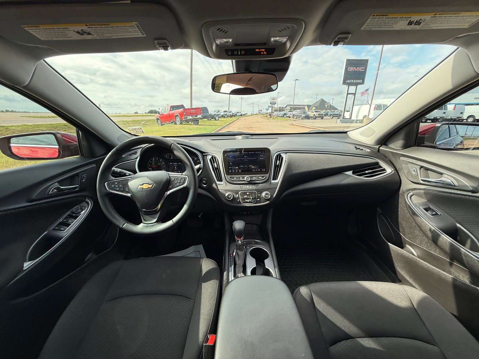 Used 2025 Chevrolet Malibu RS image 15