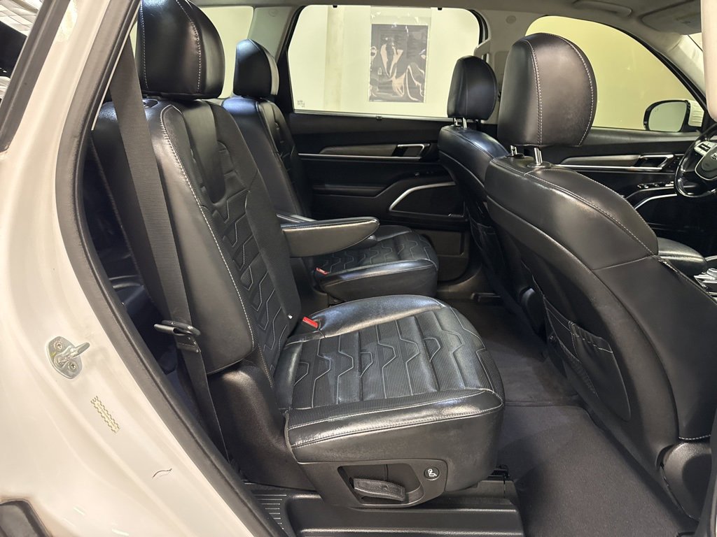 Used 2021 Kia Telluride SX w/ SX Prestige Package image 15