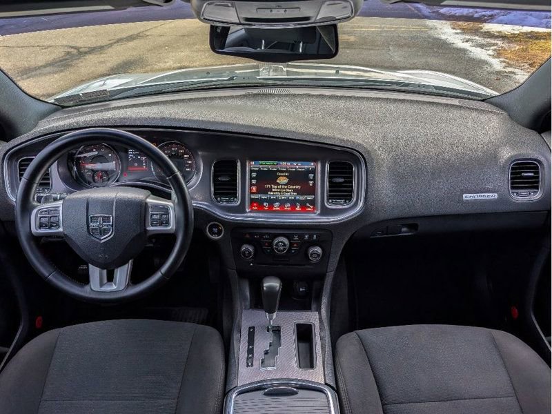 Used 2014 Dodge Charger R/T w/ Wheels & Tunes Group image 24