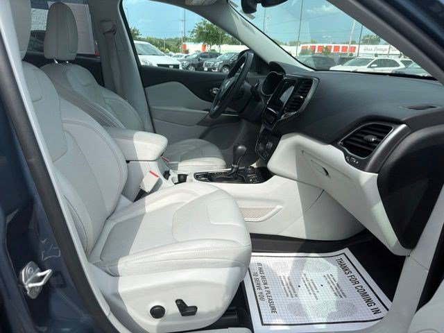 Used 2022 Jeep Cherokee Limited AWD/4WD image 22