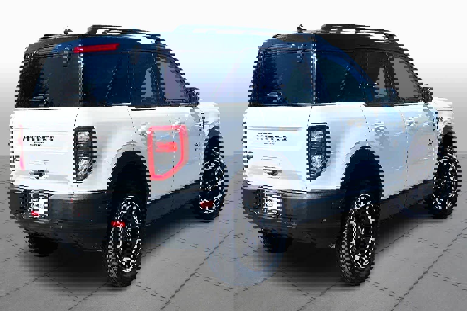 Used 2023 Ford Bronco Sport Outer Banks image 13