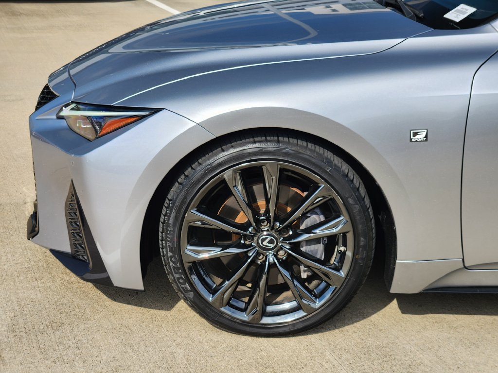 Used 2022 Lexus IS 350 F Sport w/ Navigation Package RWD image 8