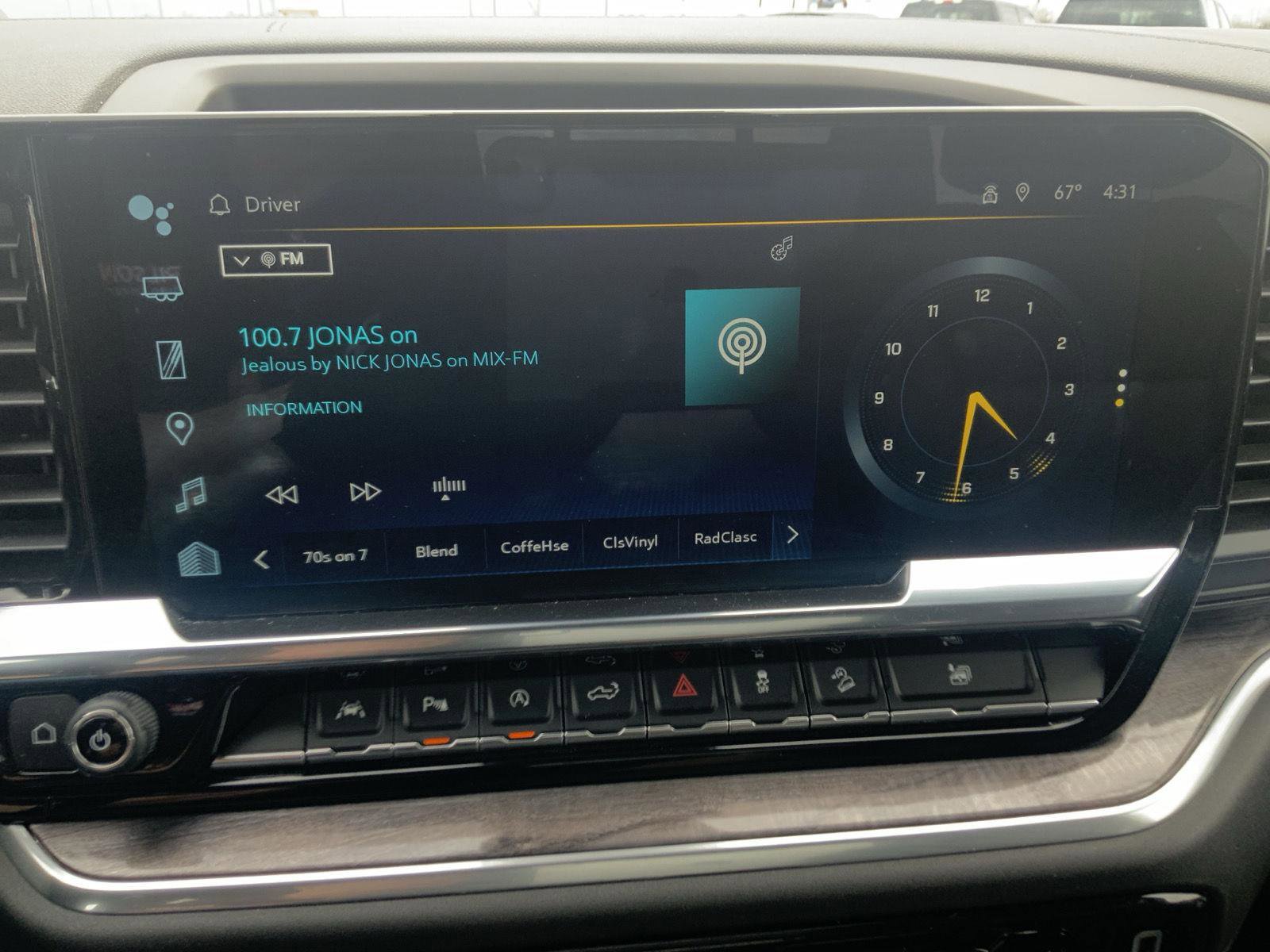 Used 2024 Chevrolet Silverado 1500 LTZ w/ LTZ Premium Package image 42