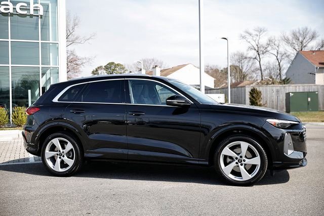 Used 2025 Audi Q5 Prestige image 3