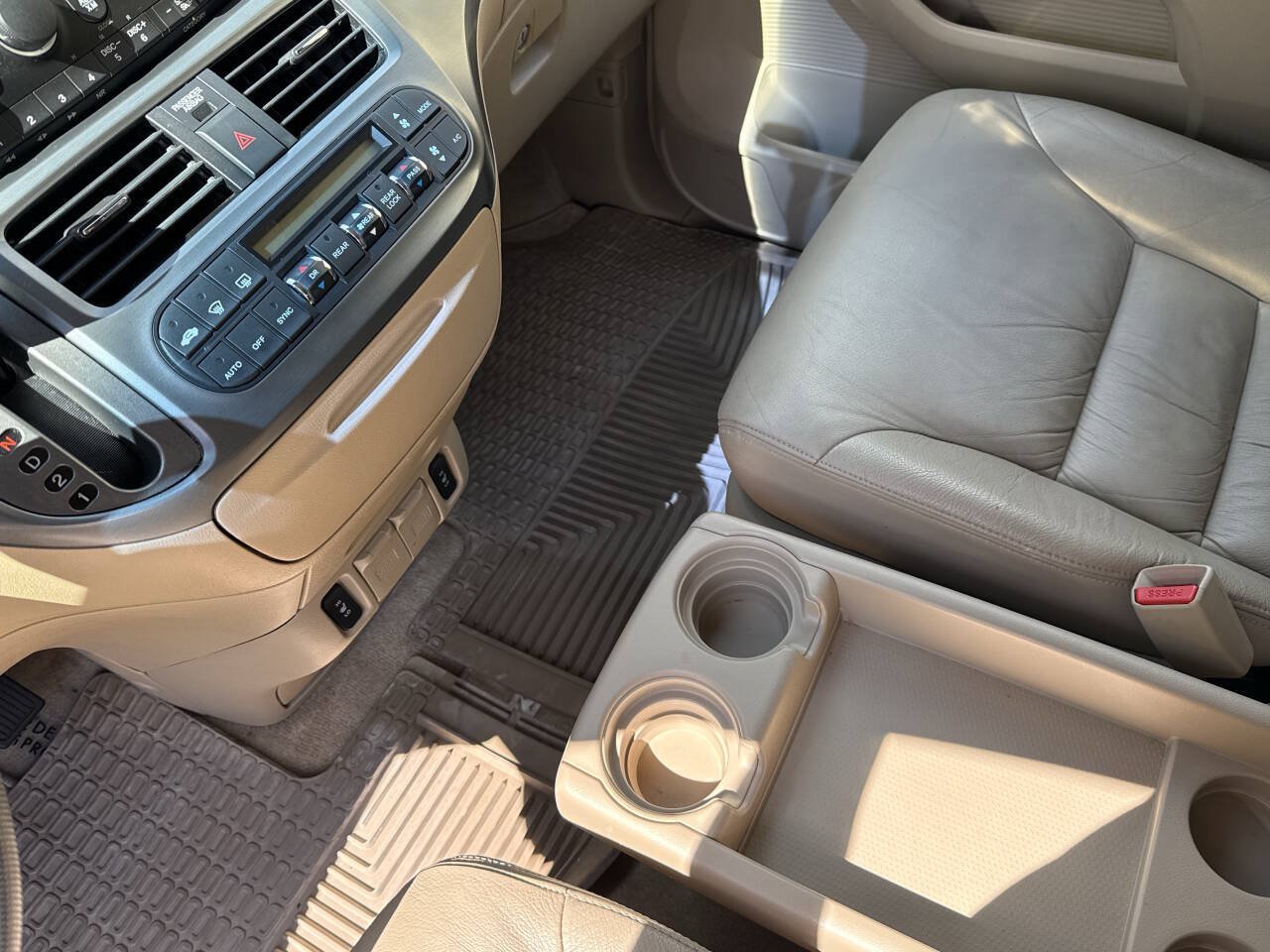 Used 2005 Honda Odyssey EX-L image 26