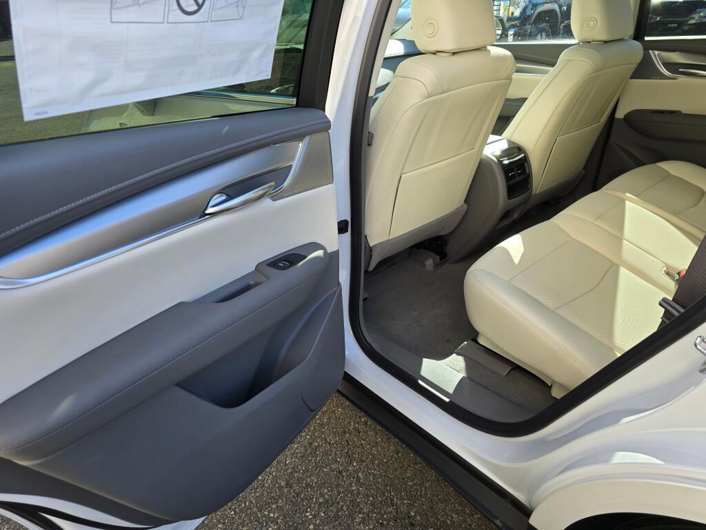 New 2025 Cadillac XT5 Premium Luxury w/ Technology Package image 16