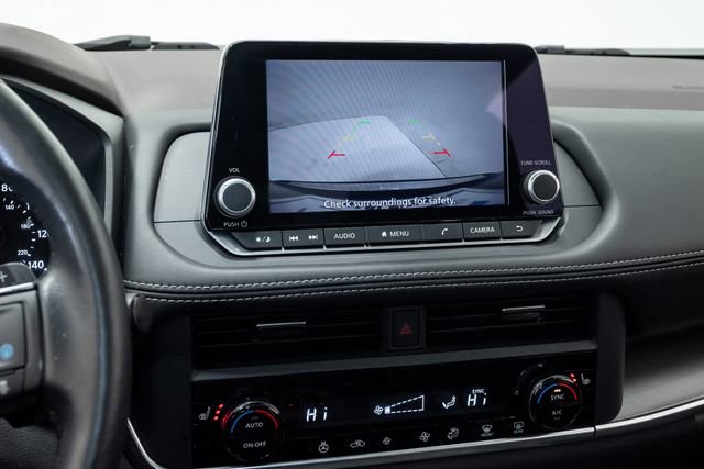 Used 2023 Nissan Rogue SV w/ SV Premium B Package image 16