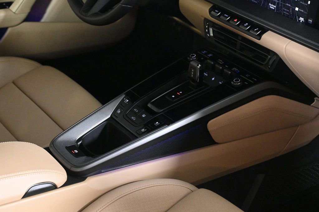 Certified 2024 Porsche 911 Carrera image 20