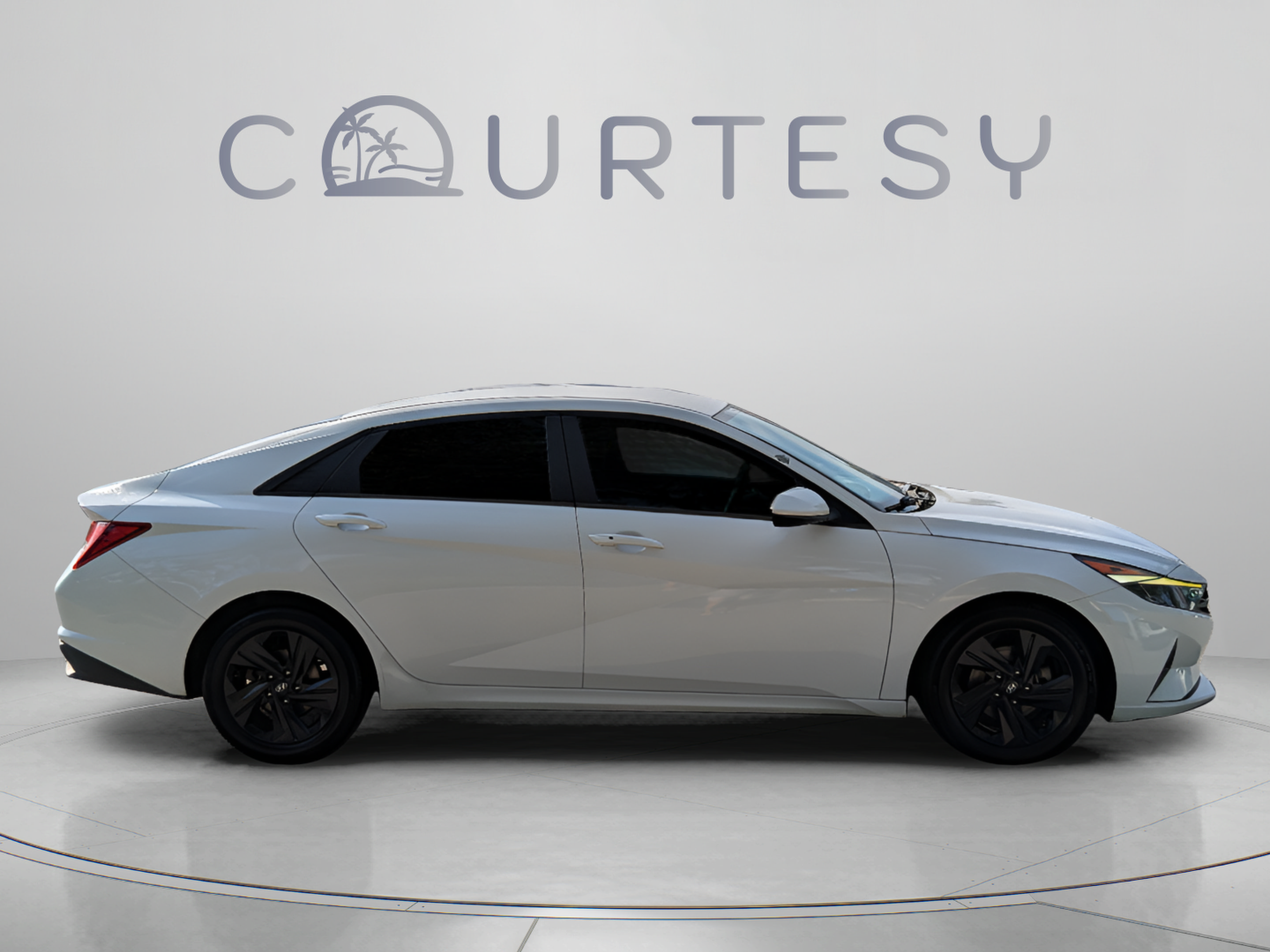 Used 2021 Hyundai Elantra SEL w/ Convenience Package FWD image 8