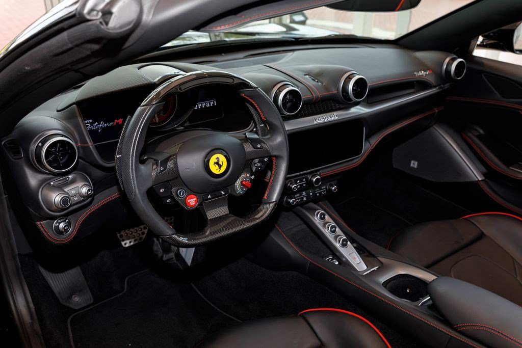 Used 2023 Ferrari Portofino M RWD image 28