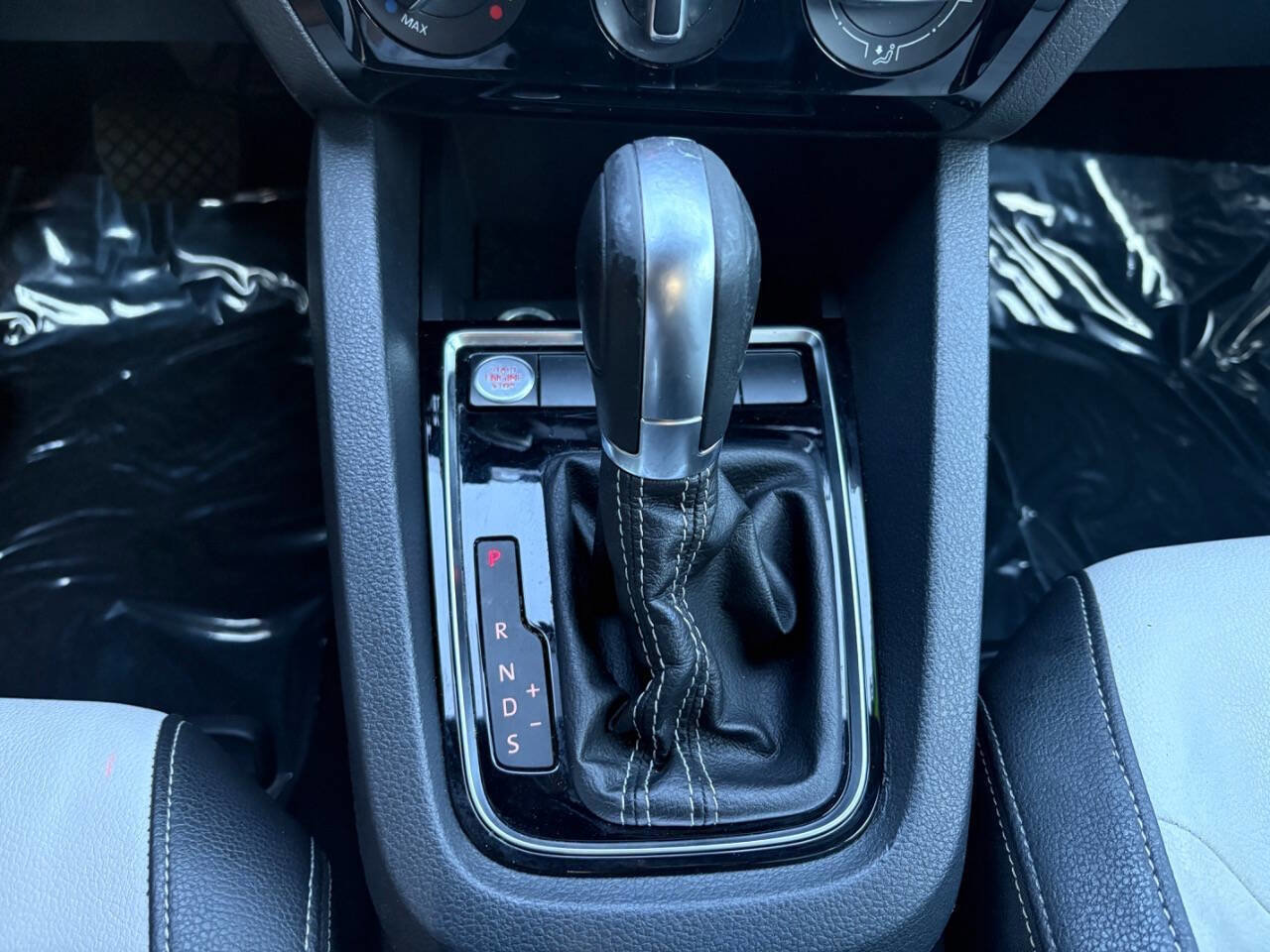 Used 2016 Volkswagen Jetta Sport image 21