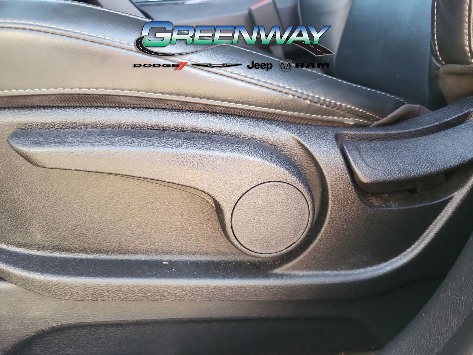 Used 2024 Kia Telluride LX image 18