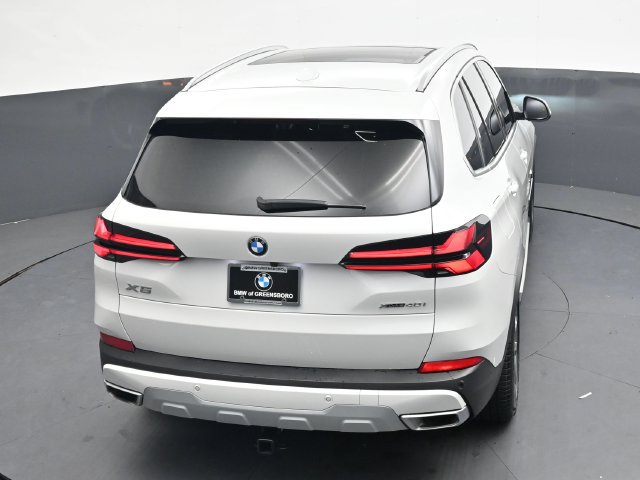 Certified 2024 BMW X5 xDrive40i w/ Premium Package AWD/4WD image 27