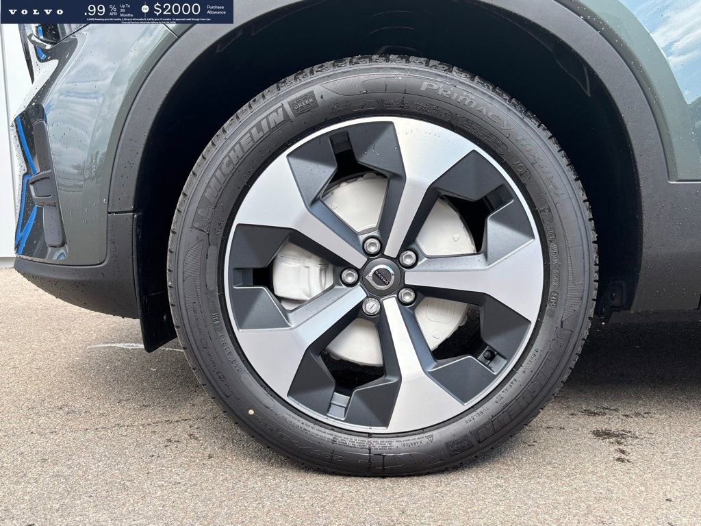 New 2026 Volvo XC40 B5 Core w/ Protection Package Premier image 9