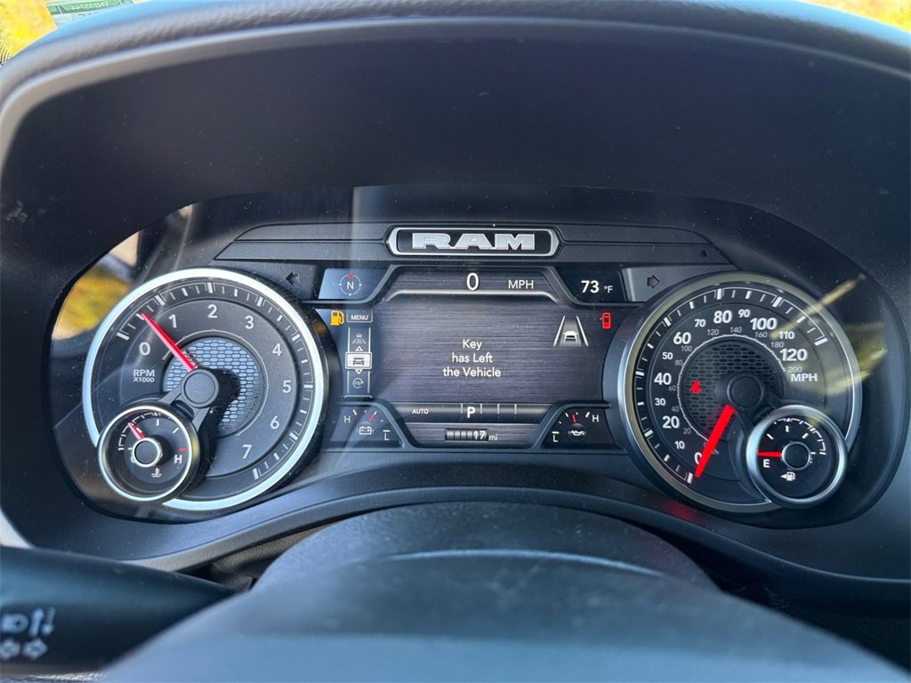 New 2026 RAM 1500 4x4 Crew Cab image 24