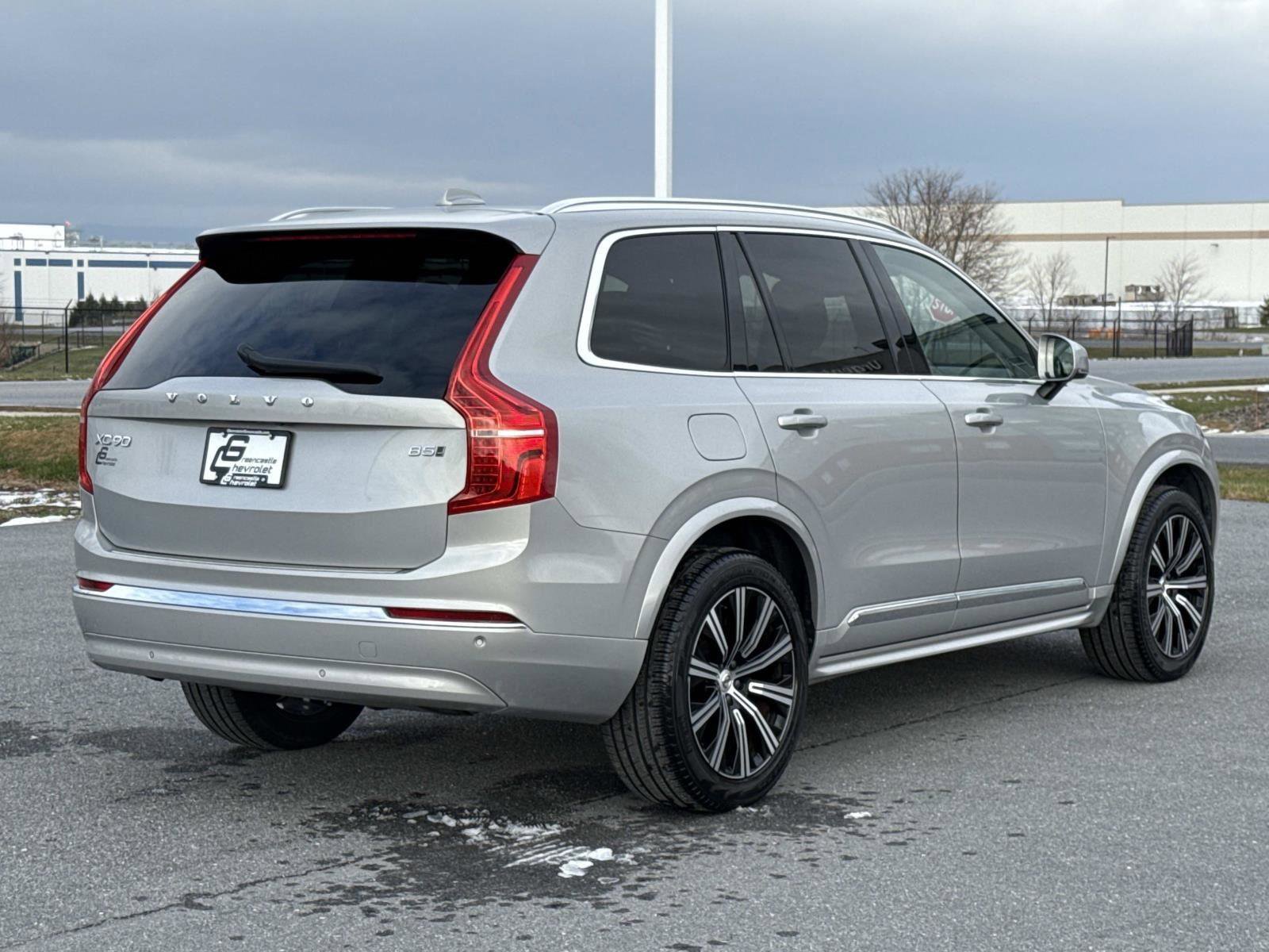 Used 2024 Volvo XC90 B5 Core w/ Protection Package Premier image 24