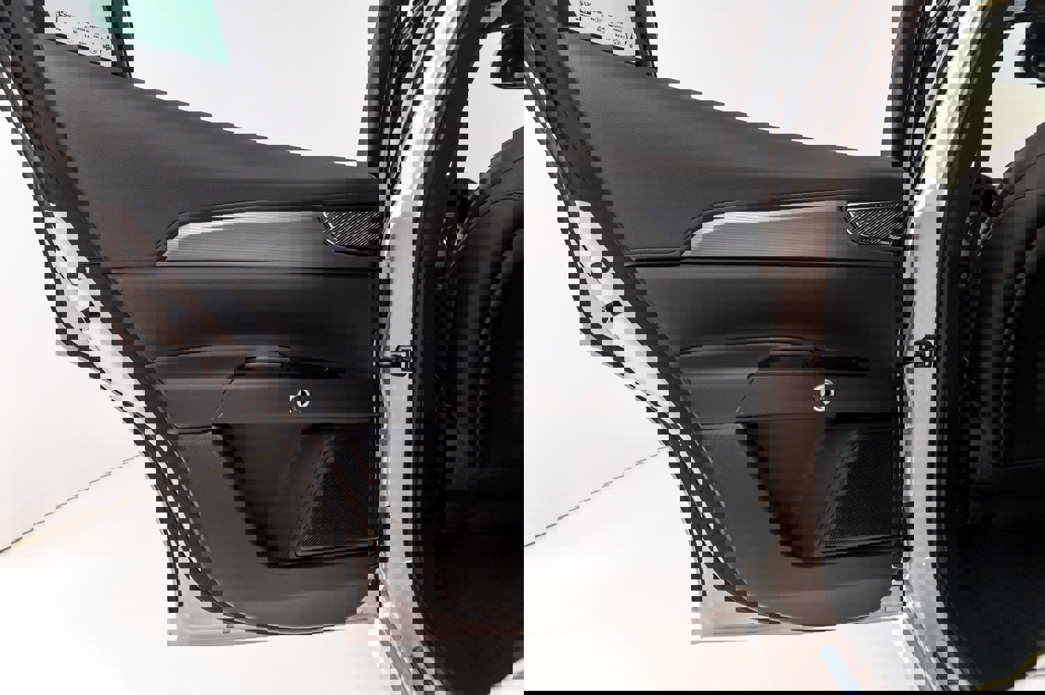 Used 2024 Maserati Grecale GT image 19