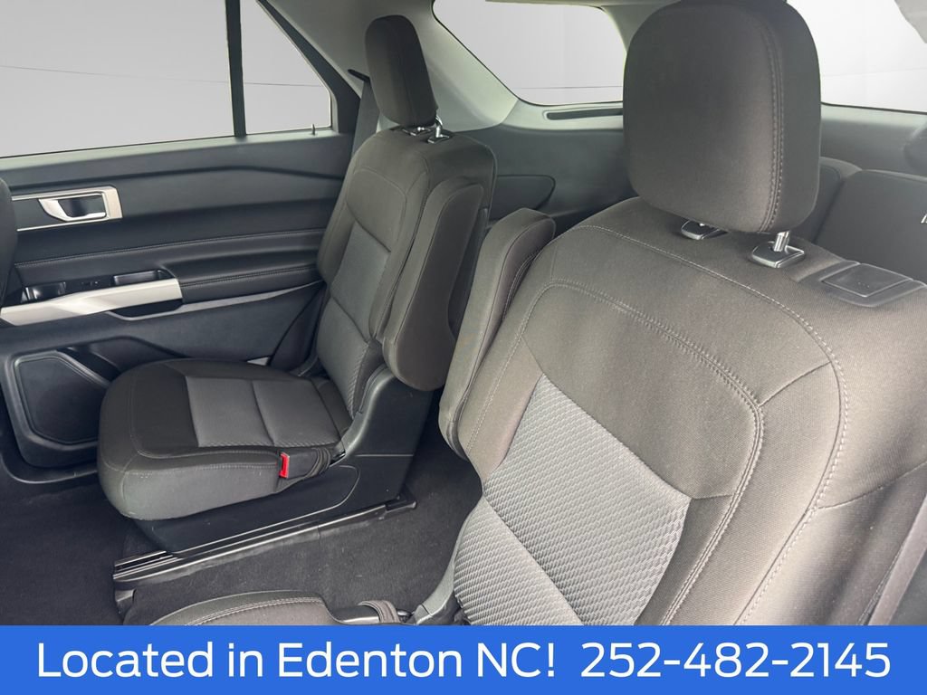 Certified 2024 Ford Explorer XLT RWD image 14