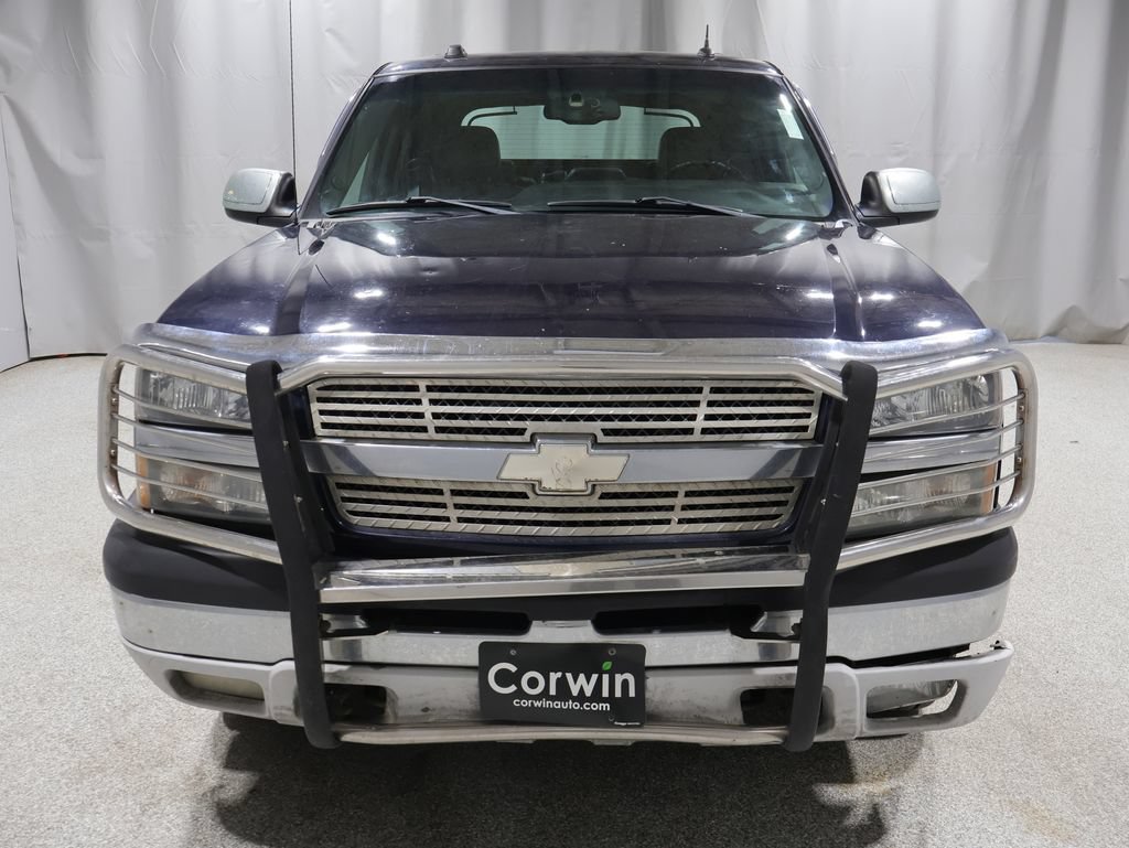 Used 2004 Chevrolet Avalanche 4x4 w/ Preferred Equipment Group image 20