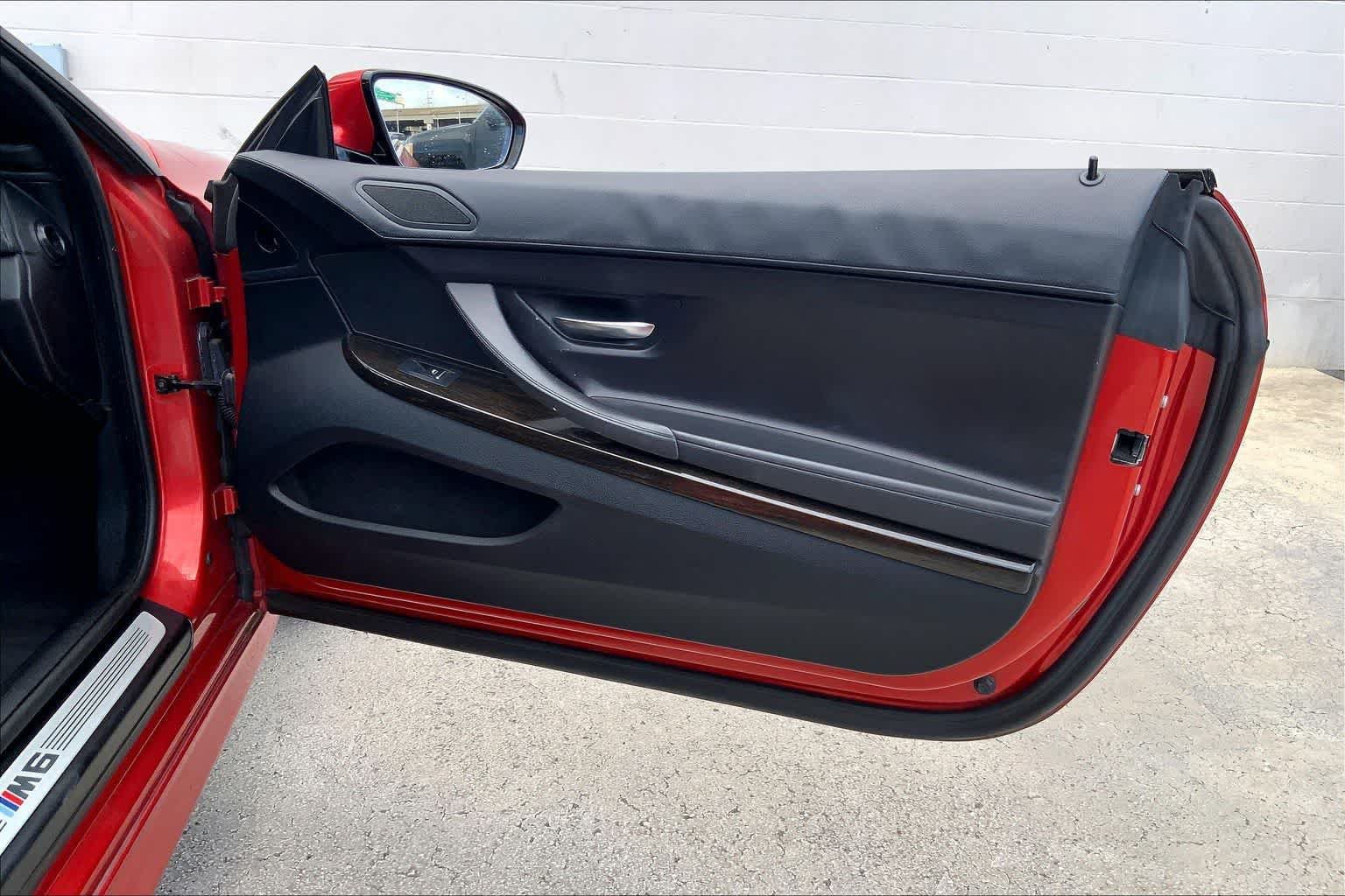 Used 2013 BMW M6 Convertible RWD image 27