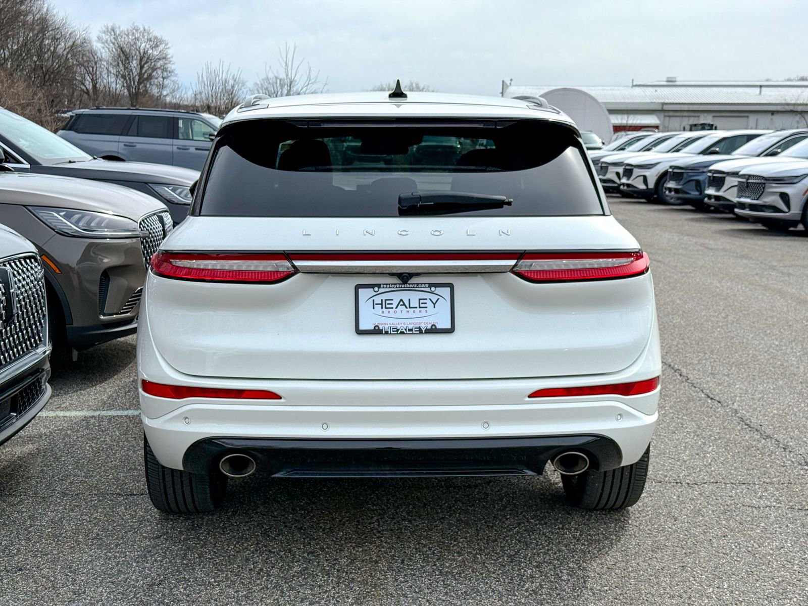 Used 2023 Lincoln Corsair Reserve w/ Jet Appearance Package image 5