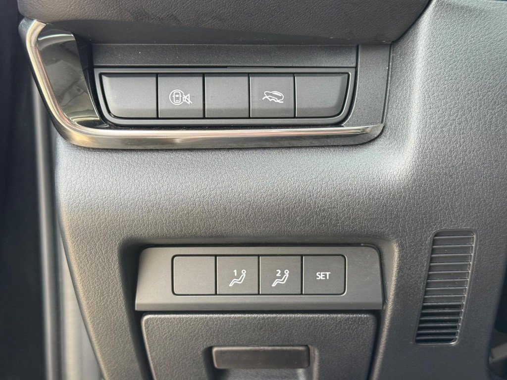 Used 2025 MAZDA CX-30 AWD 2.5 S w/ Preferred Package image 24