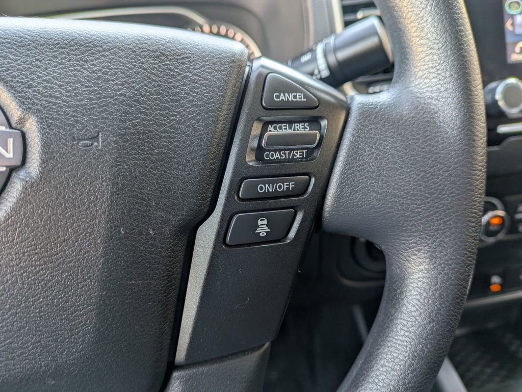 Used 2022 Nissan Frontier SV w/ Technology Package image 16