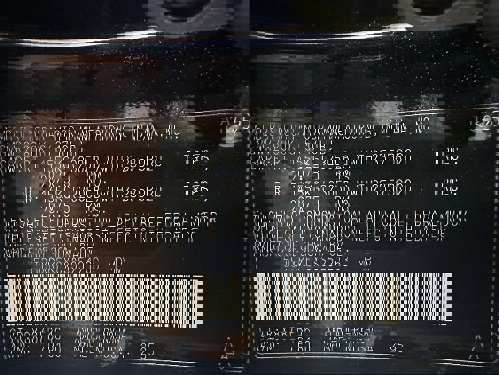 Used 2025 Toyota Sienna XSE image 11