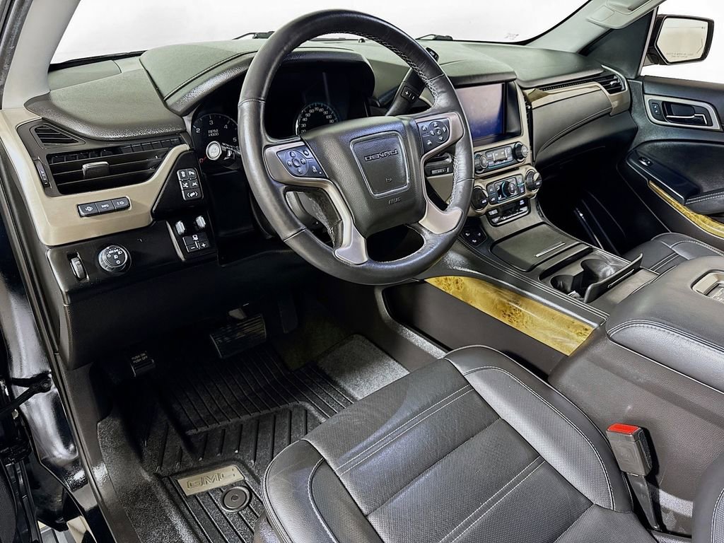 Used 2017 GMC Yukon Denali w/ Open Road Package image 7