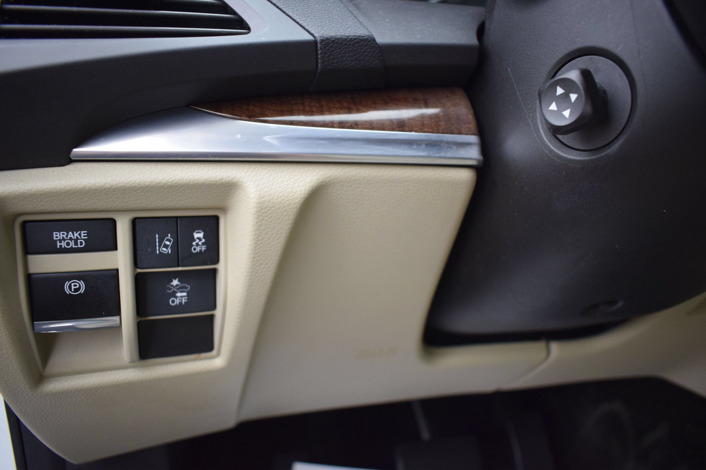 Used 2018 Acura MDX SH-AWD w/ Technology Package image 20
