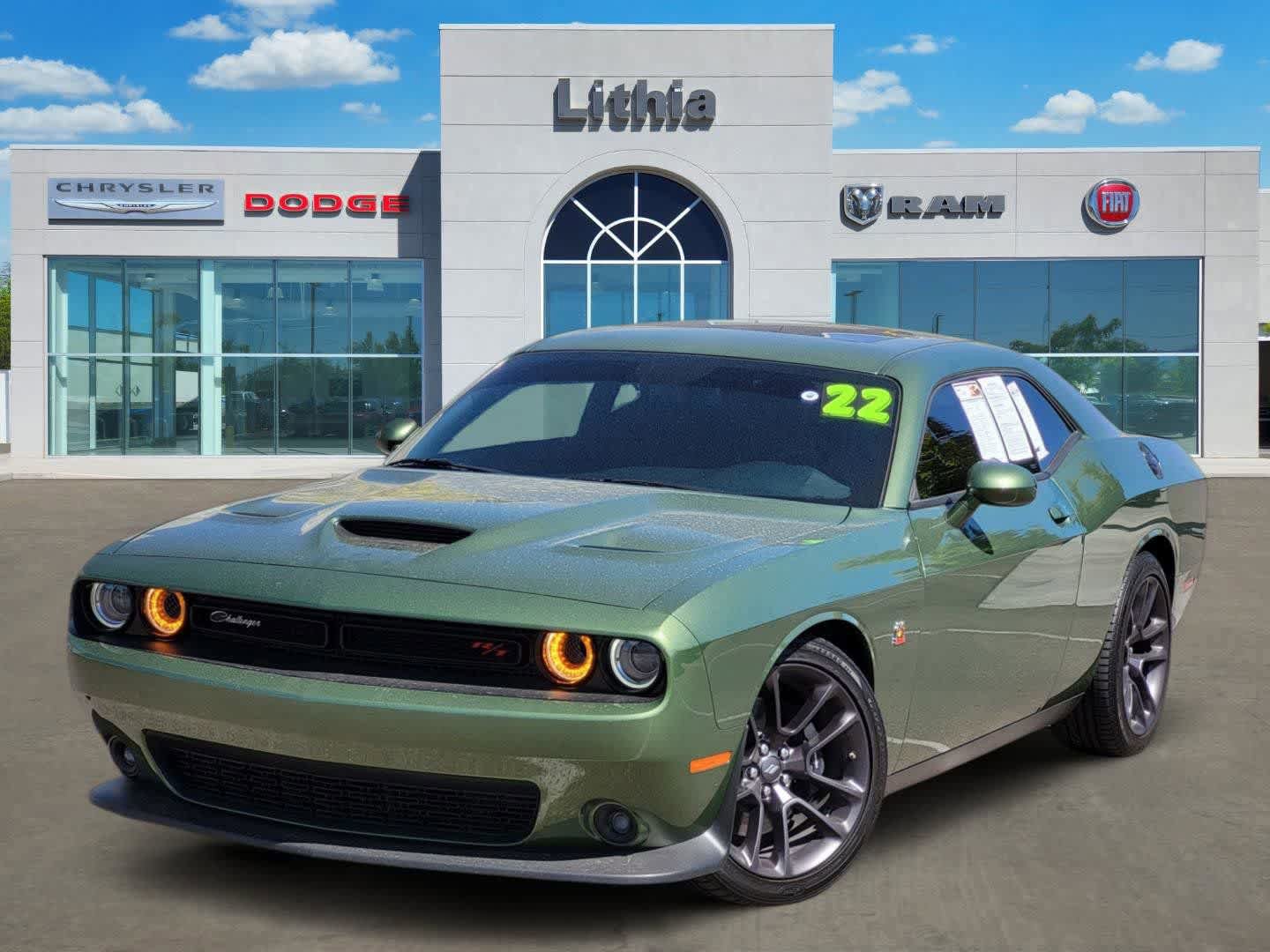 Used 2022 Dodge Challenger R/T Scat Pack RWD image 1