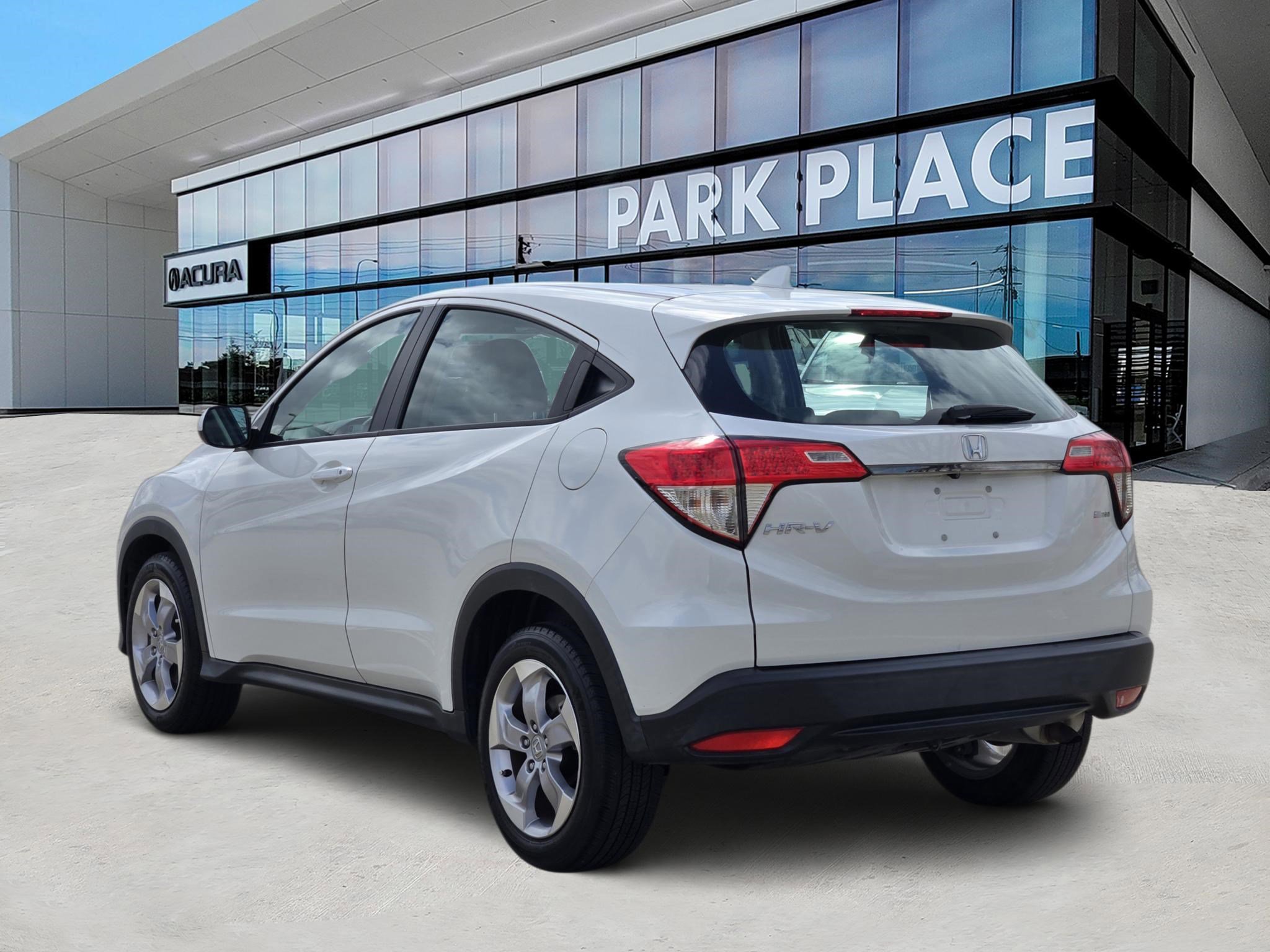 Used 2021 Honda HR-V LX image 4