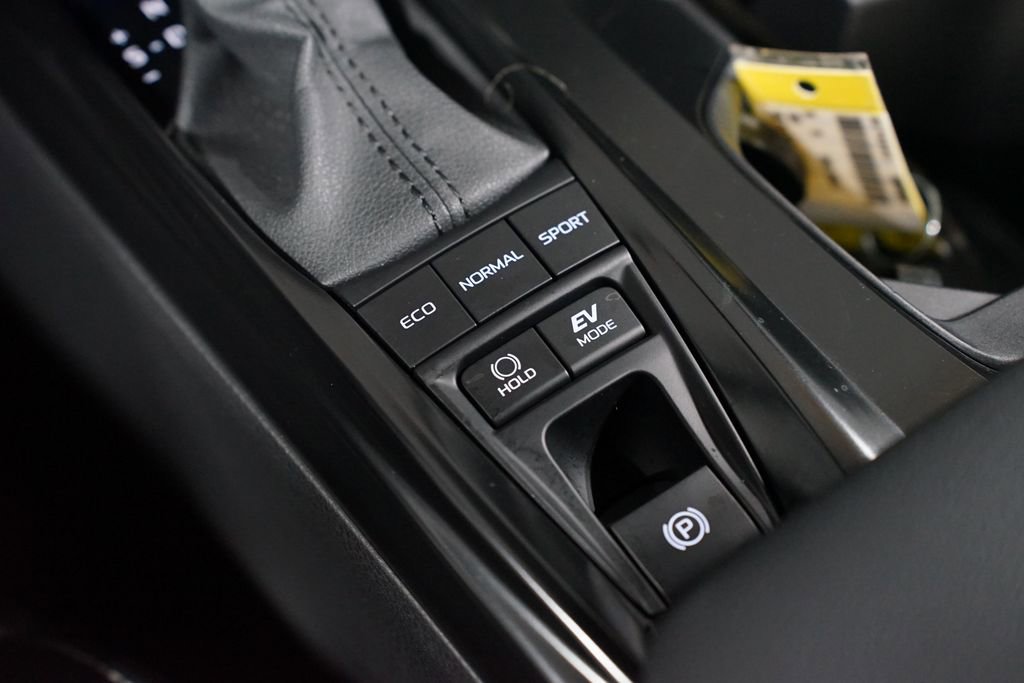 Used 2025 Toyota Camry SE image 23