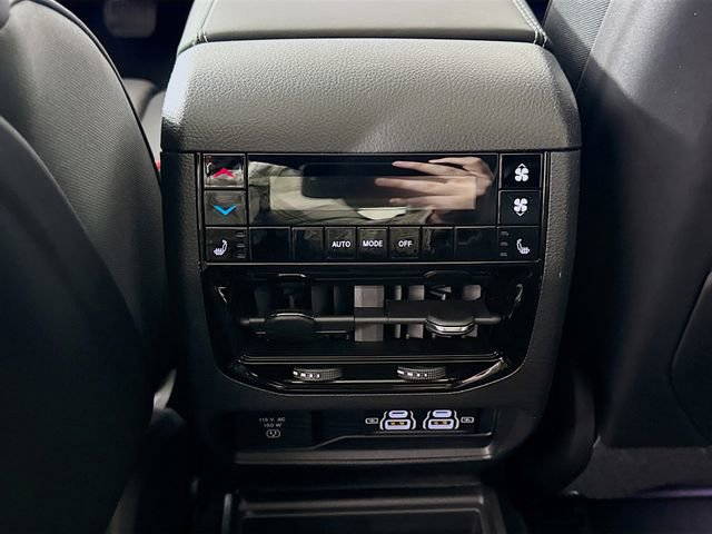 New 2025 Jeep Grand Cherokee L Overland w/ Luxury Tech Group IV image 25