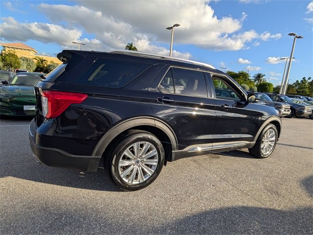 Certified 2021 Ford Explorer Limited w/ Equipment Group 301A image 12