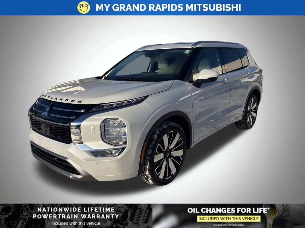 New 2026 Mitsubishi Outlander SEL image 7